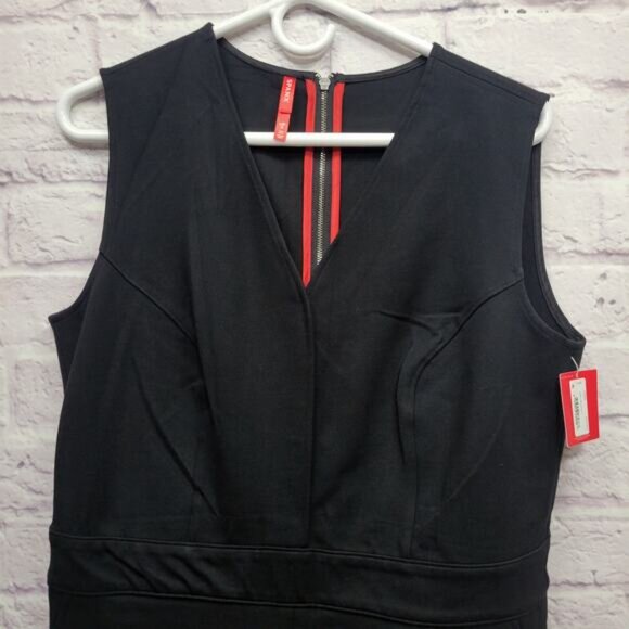 NWT Spanx Perfect Sleeveless Jumpsuit Sz L Tall Black Stretch Flare Leg Zip Back - Picture 2 of 10